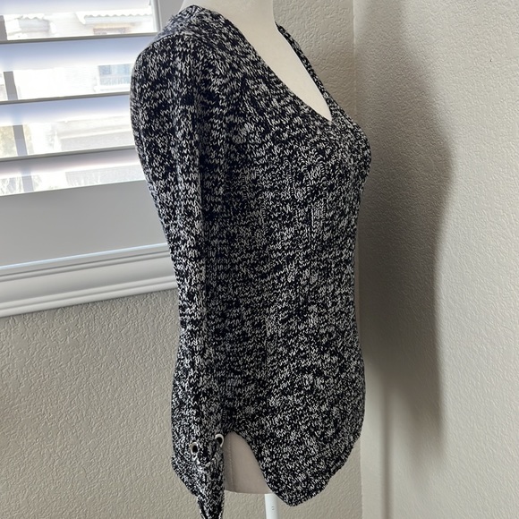 Guess sweater - Picture 10 of 14